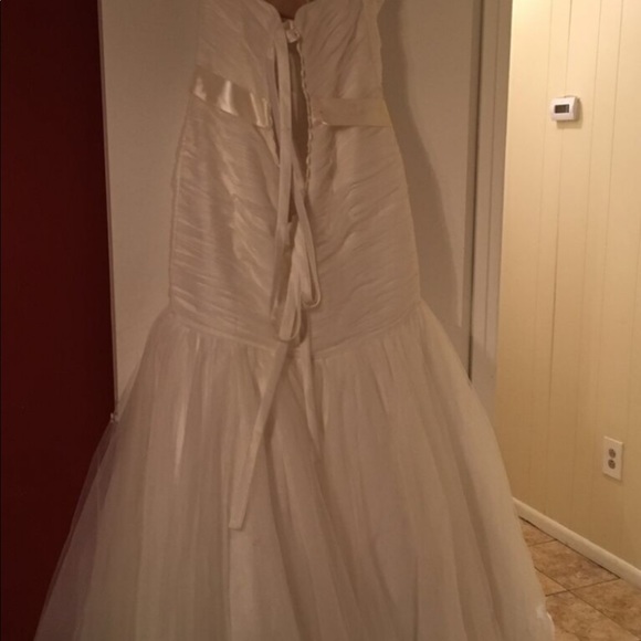 Wedding Gown - Picture 2 of 4